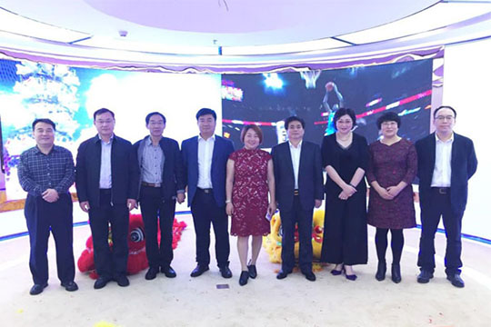 河北承德市政府领导莅临多宝电竞参观考察