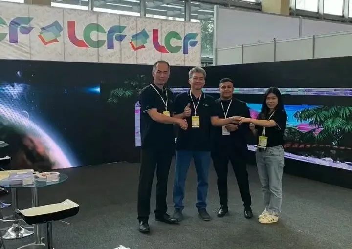 多宝电竞哥伦比亚展位 多宝电竞哥伦比亚LED显示屏展