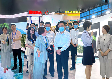 多宝电竞LED显示屏震撼亮相第十九届文博会！