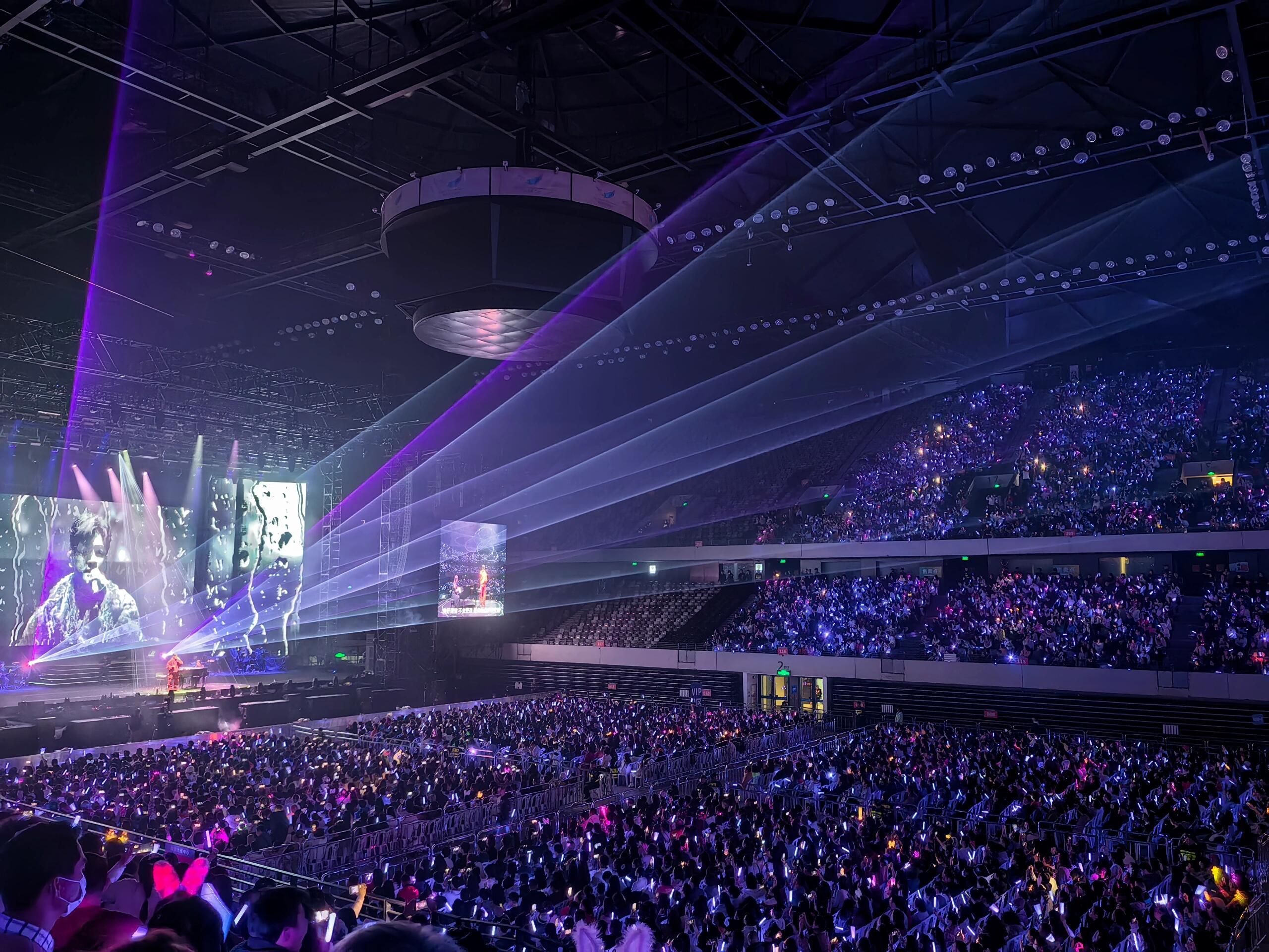 演唱会LED透明屏 演唱会LED透明屏