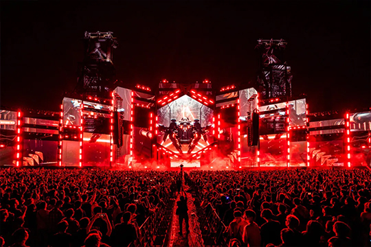 一路生花！多宝电竞大屏激发文旅演艺新活力！ 