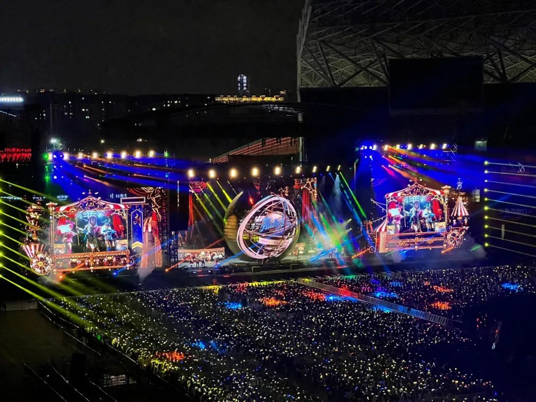 周杰伦深圳演唱会 周杰伦深圳演唱会